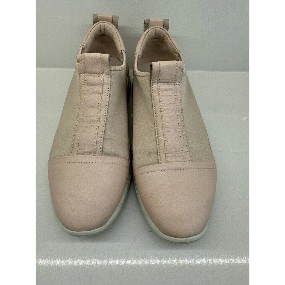 Ecco Gillian sneakers Rose Dust blush Women's Comfort slip on Sneaker - US 8